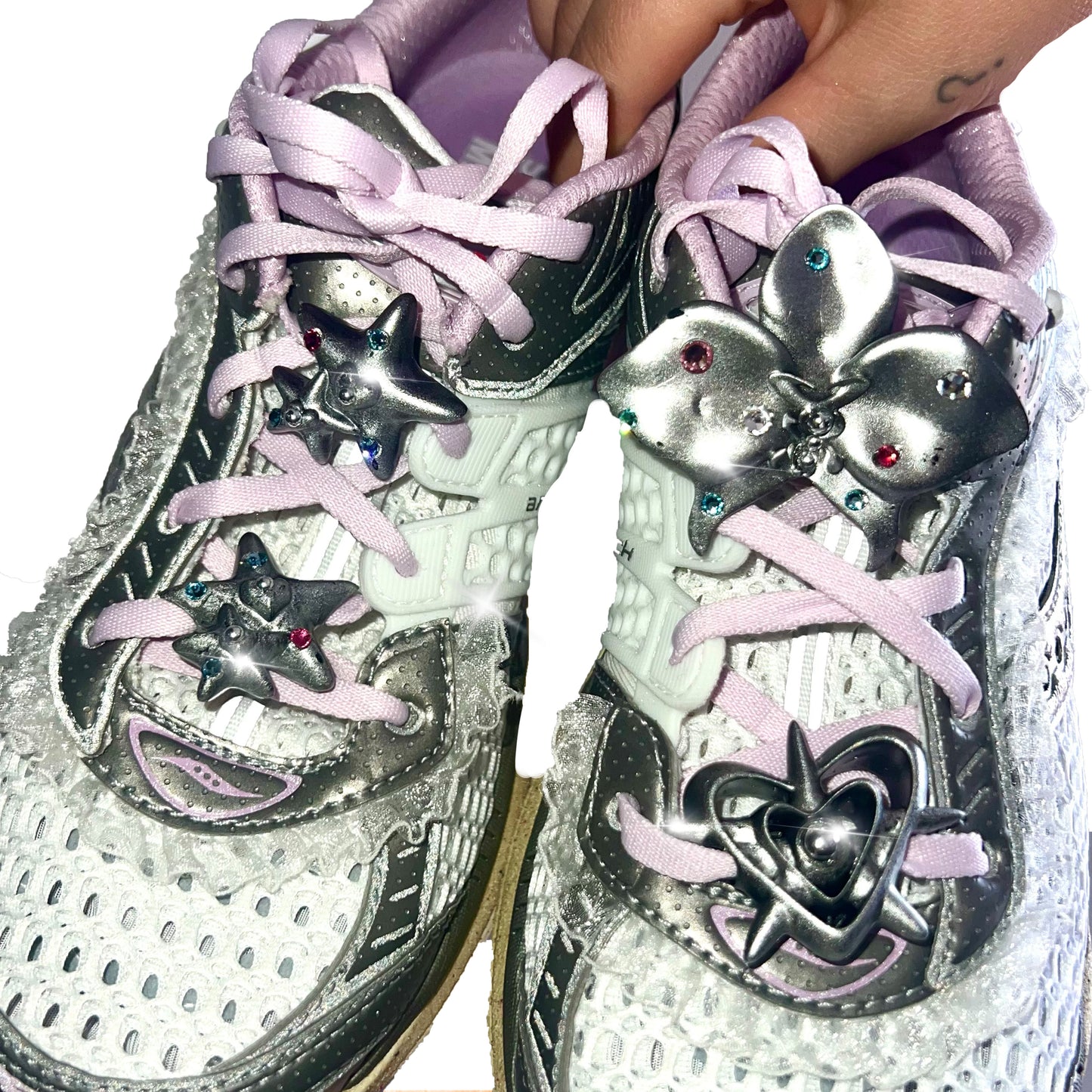 ORCHID SNEAKER CHARMS