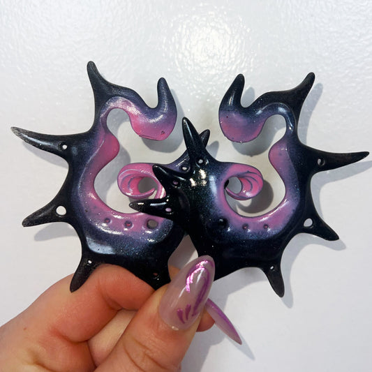 PINK AND BLACK CONCH EARRING SET