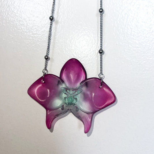 PINK OMBRE ORCHID NECKLACE